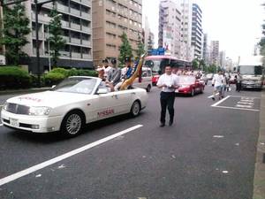 東洋大学野球部のオープンカー
