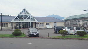 鰺ヶ沢駅からの岩木山