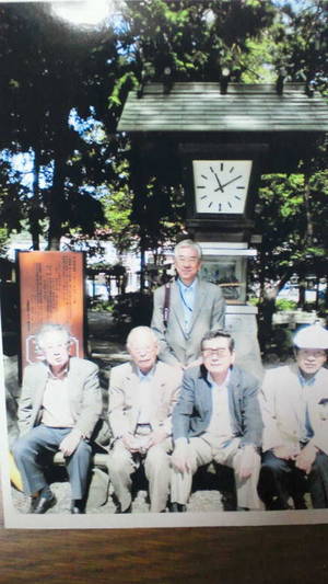 諏訪大社前のオルゴール時計