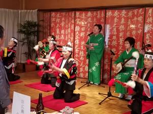 安来会での銭太鼓